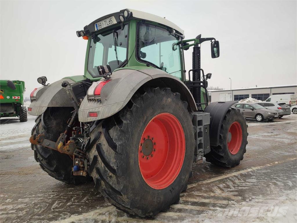 Fendt 828 Tractors