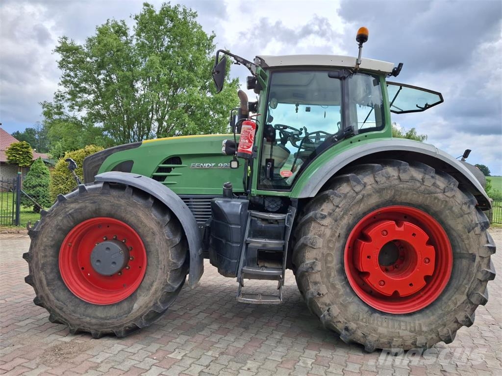 Fendt 927 الجرارات