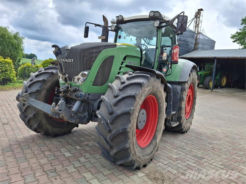 Fendt 927 الجرارات