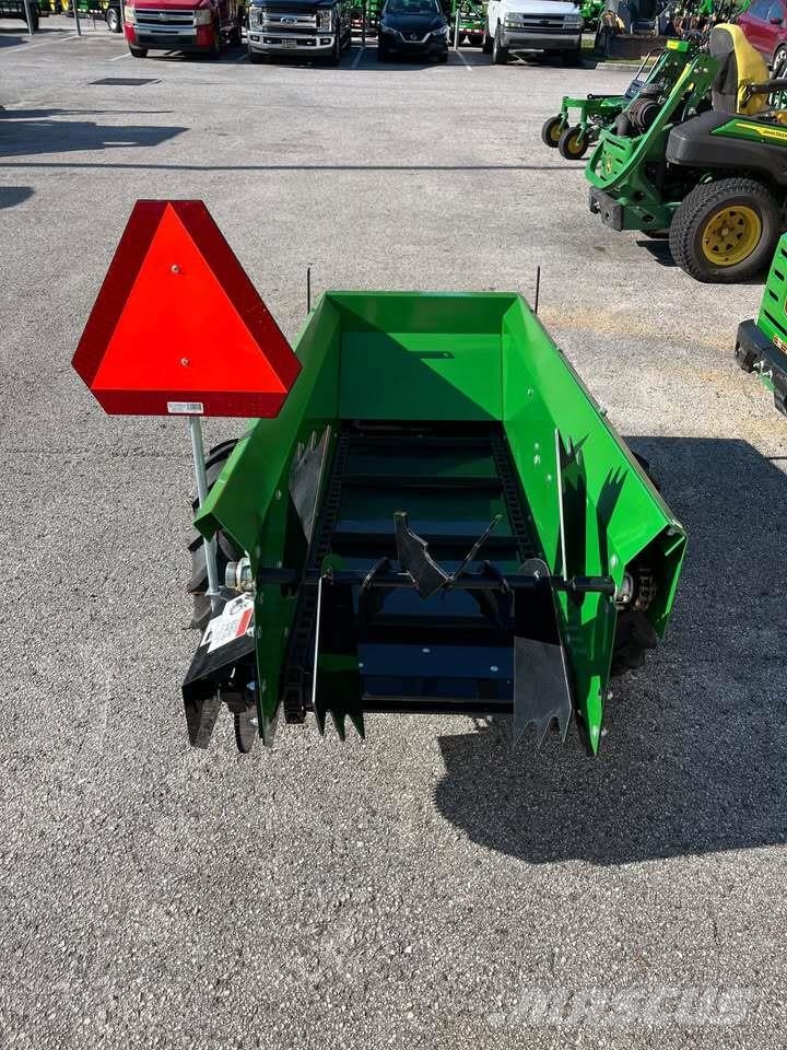 Frontier MS1102 معدات توزيع السماد العضوي