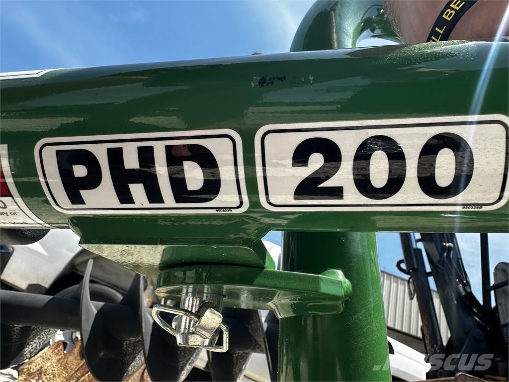 Frontier PHD200 Front loaders and diggers