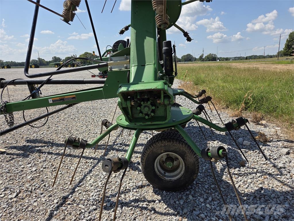 Frontier TD3418 耙與翻草機