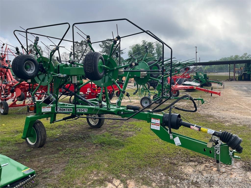 Frontier TD3427 مكابس وميبسات التبن