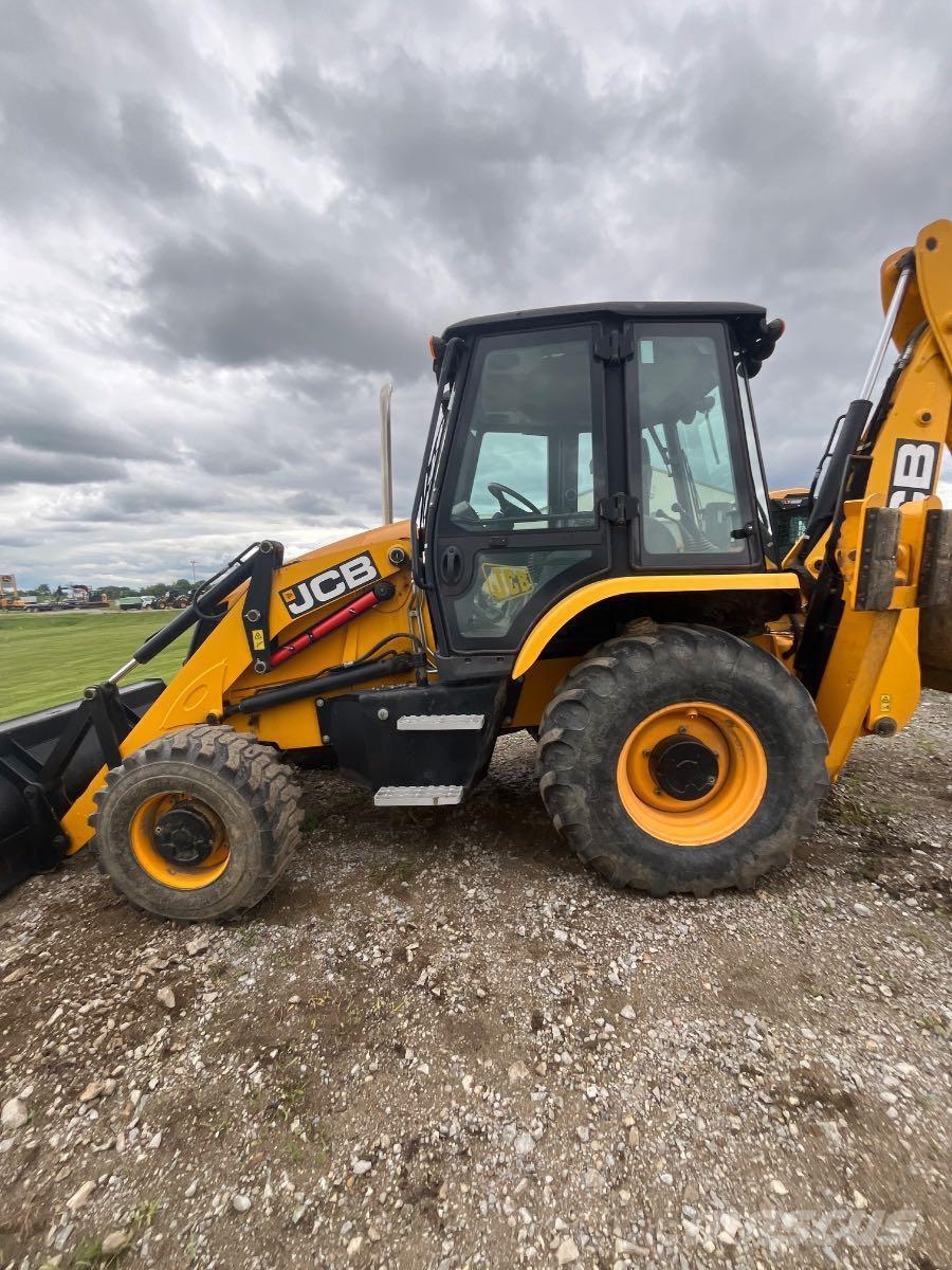 JCB 3CX Backhoe loaders