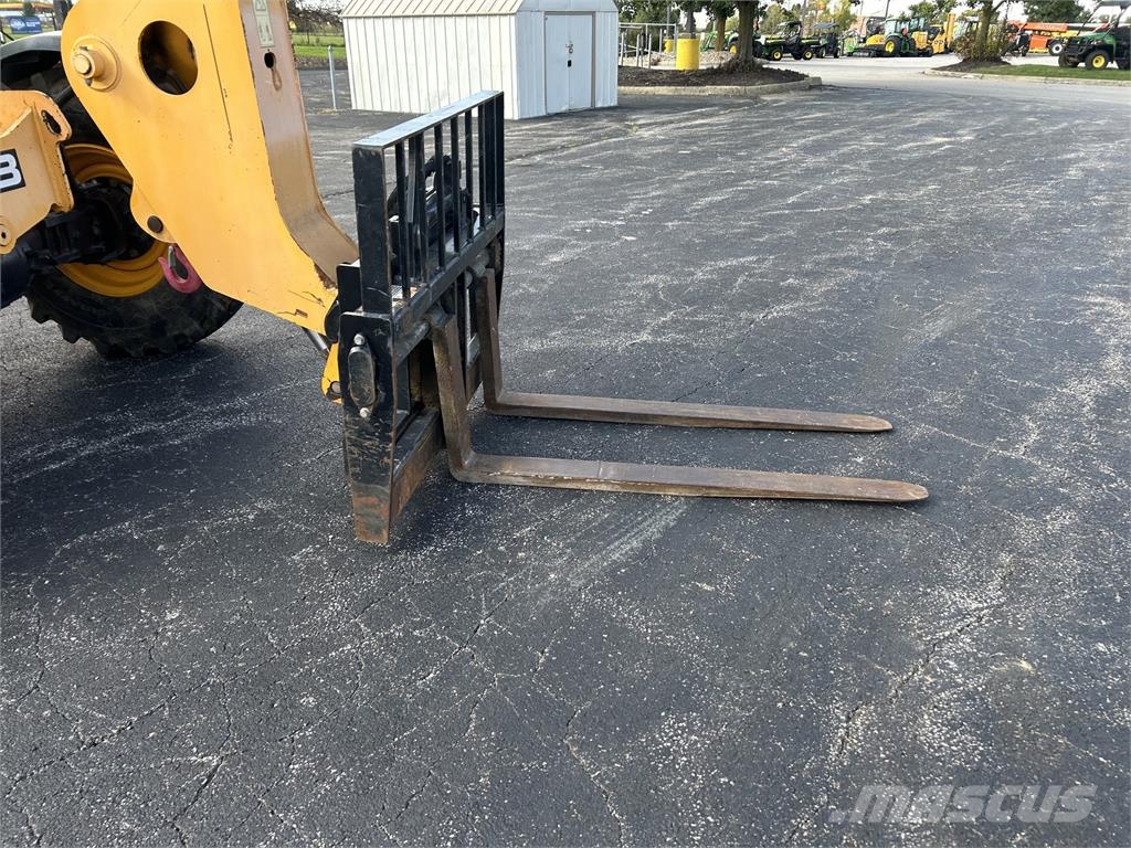JCB 509-42 Teleskoplæssere