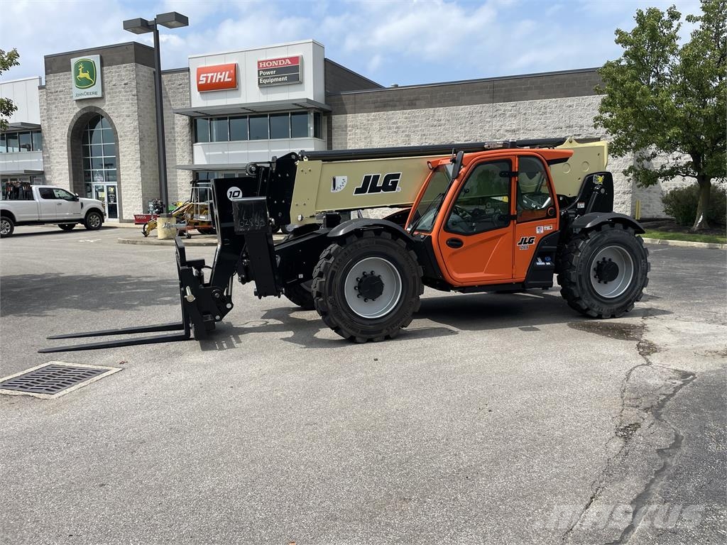JLG 1055 Teleskopiniai krautuvai