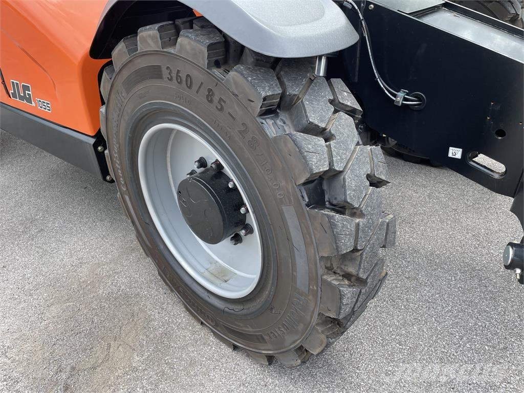 JLG 1055 Teleskopiniai krautuvai