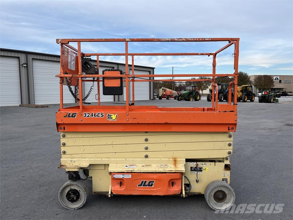 JLG 3246ES Ostali kranovi