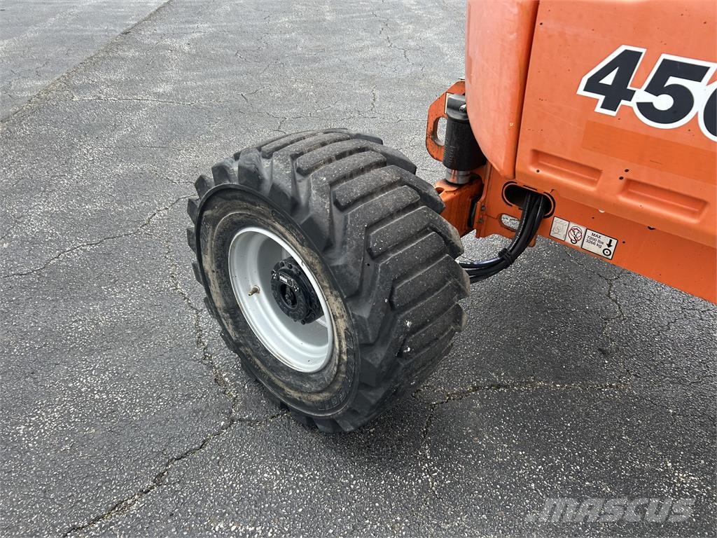 JLG 450AJ رافعات أخرى