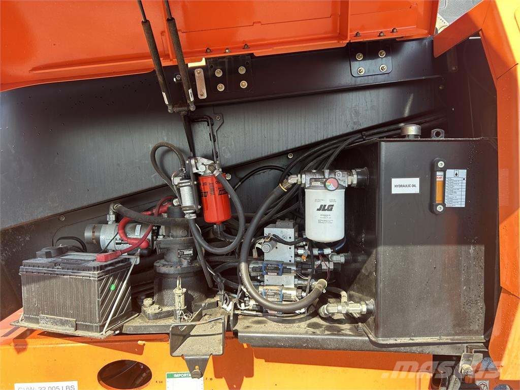JLG 600S رافعات أخرى