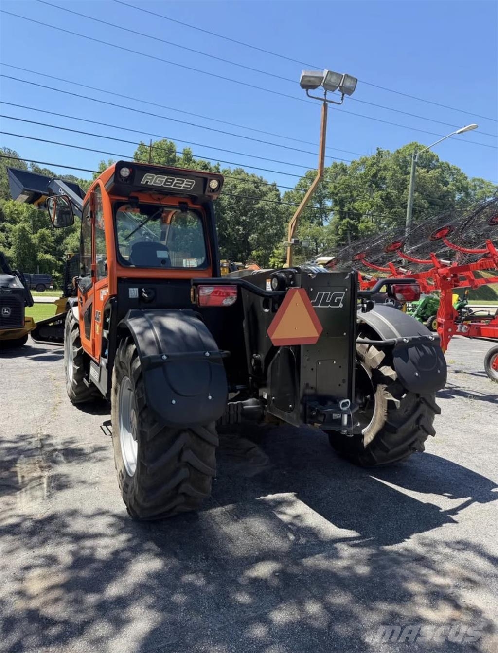 JLG 823 Ładowarki rolnicze