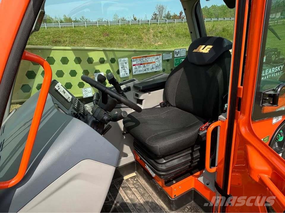JLG 925 Kmetijski teleskopski nakladalci