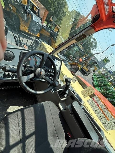 JLG AG823 テレスコーピックハンドラー