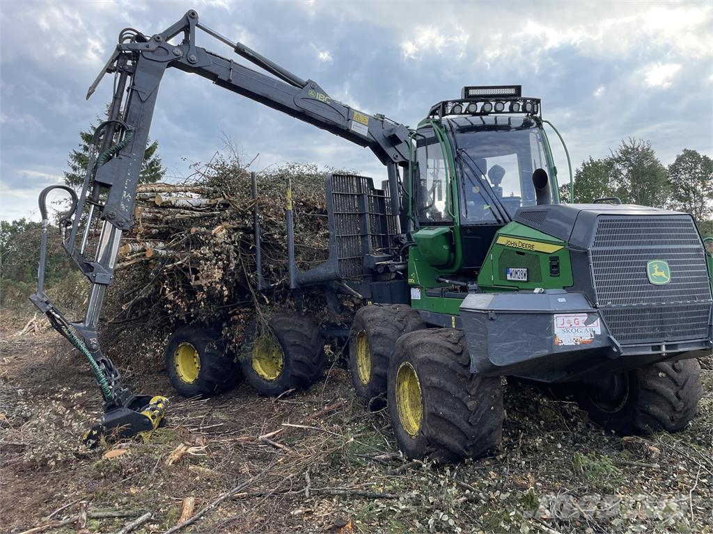John Deere 1010G Skotare