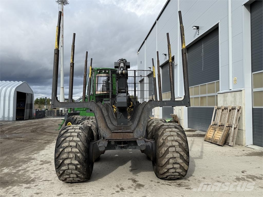 John Deere 1010G Forwarders