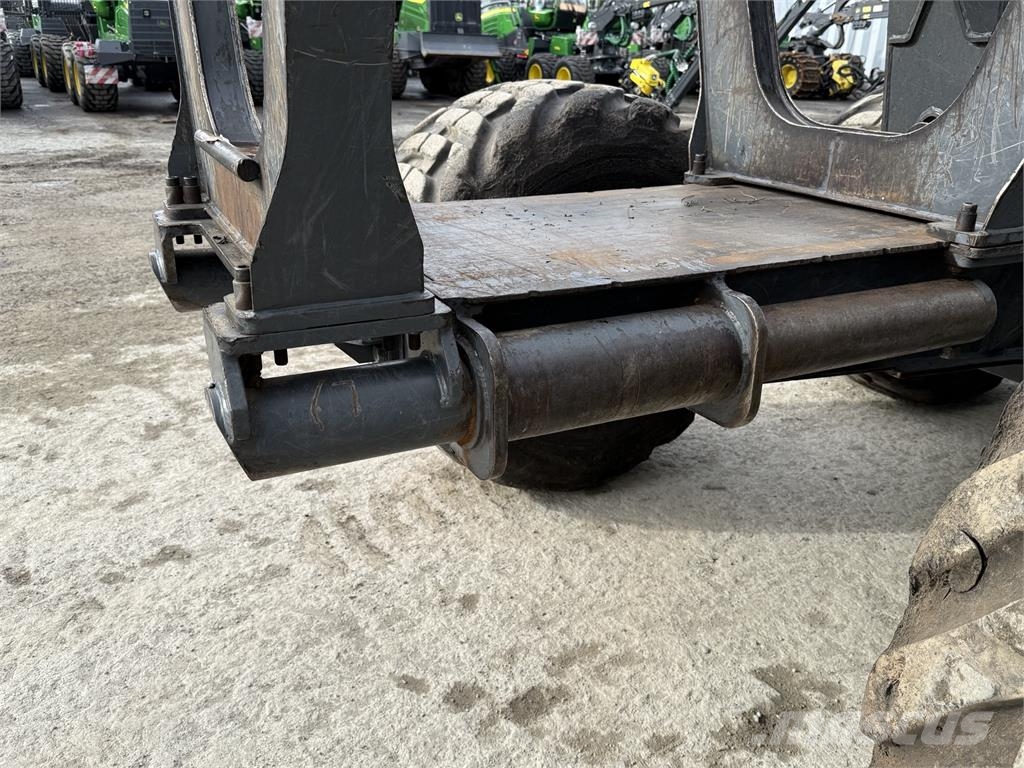 John Deere 1010G Forwarders