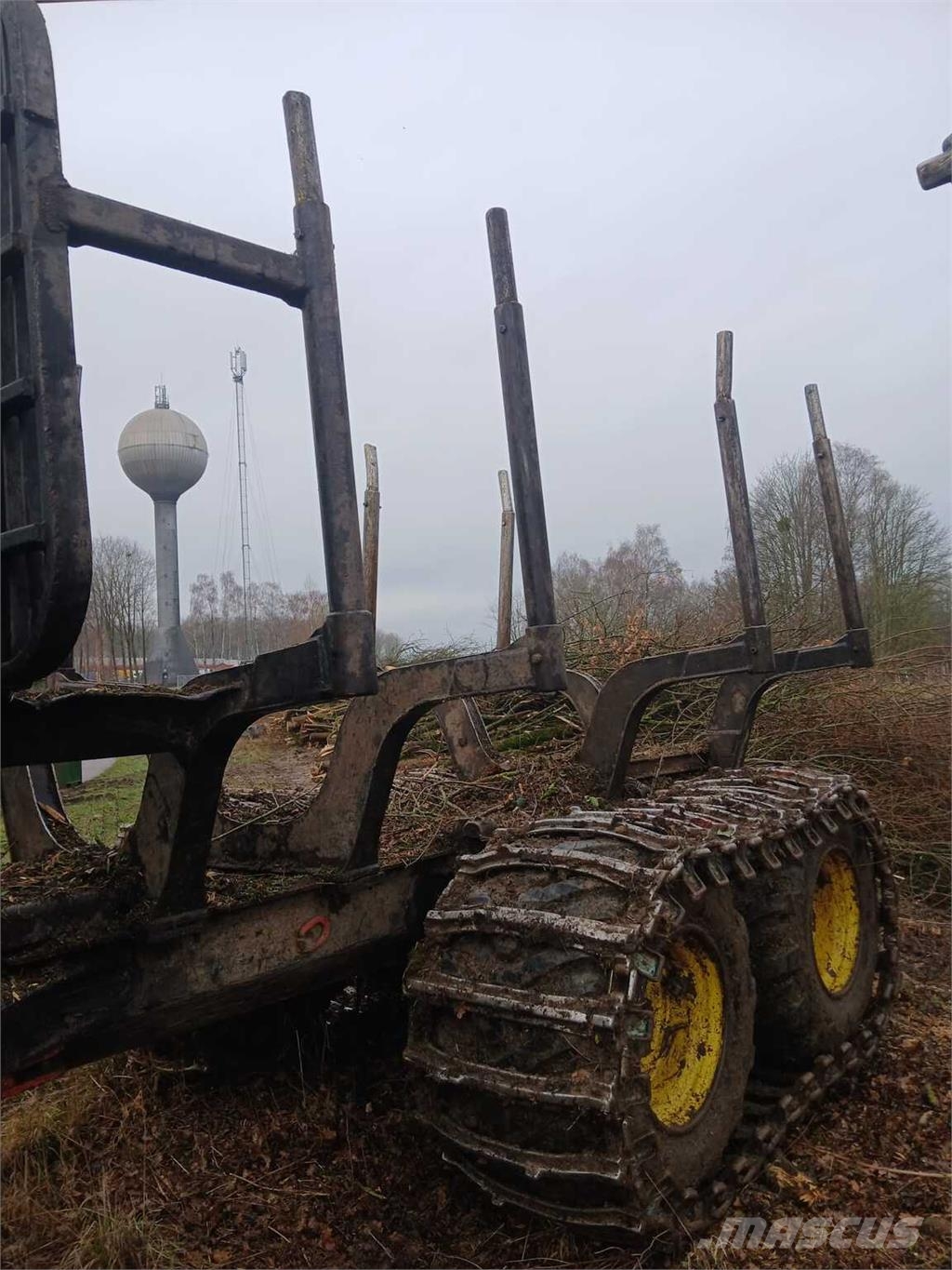 John Deere 1010E Forwarders