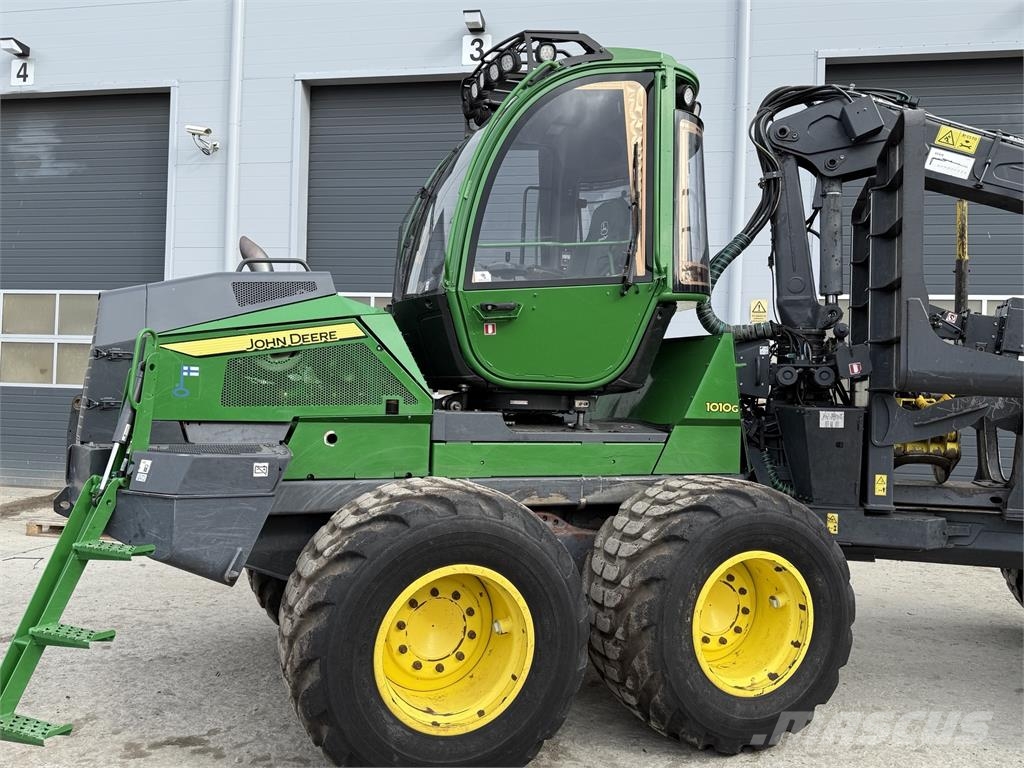John Deere 1010G Forwarders