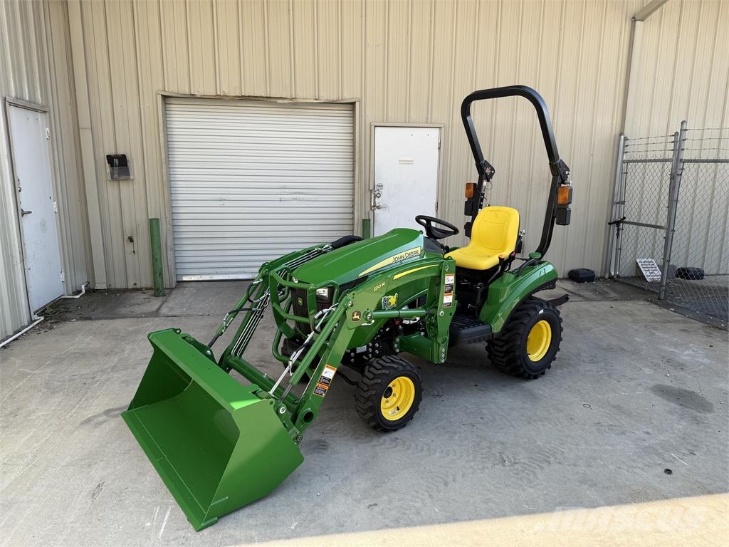 John Deere 1023E Compact tractors