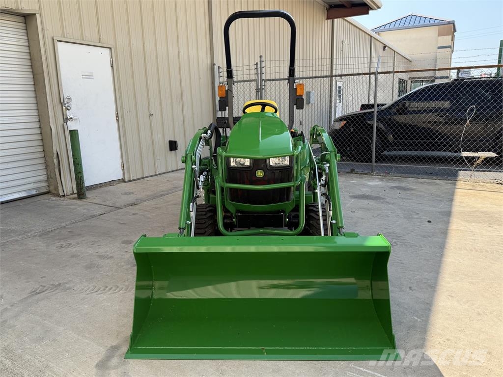 John Deere 1023E Compact tractors