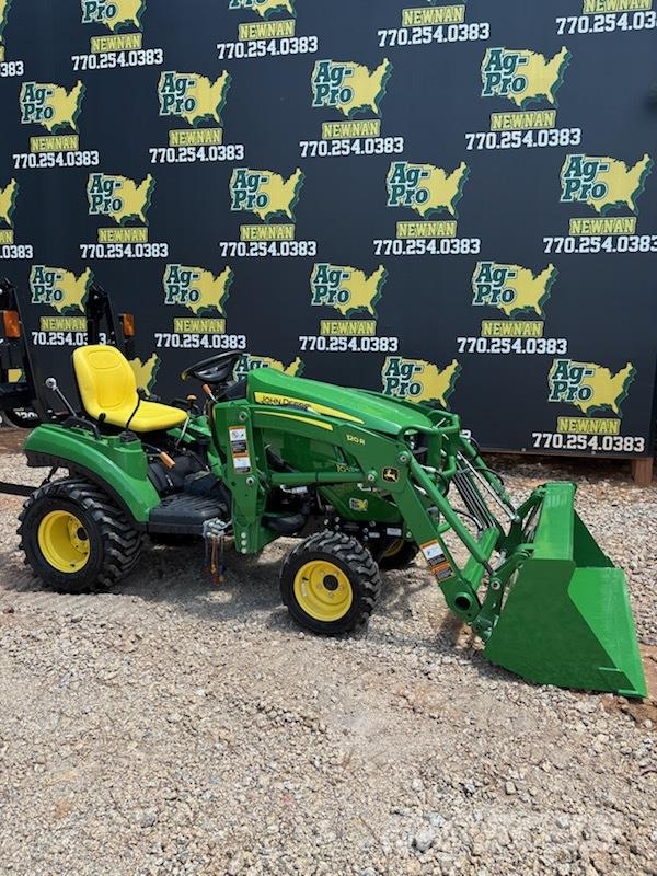 John Deere 1023E جرارات مدمجة