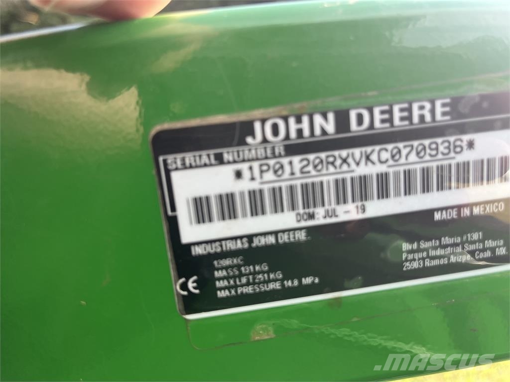 John Deere 1023E 소형 트랙터