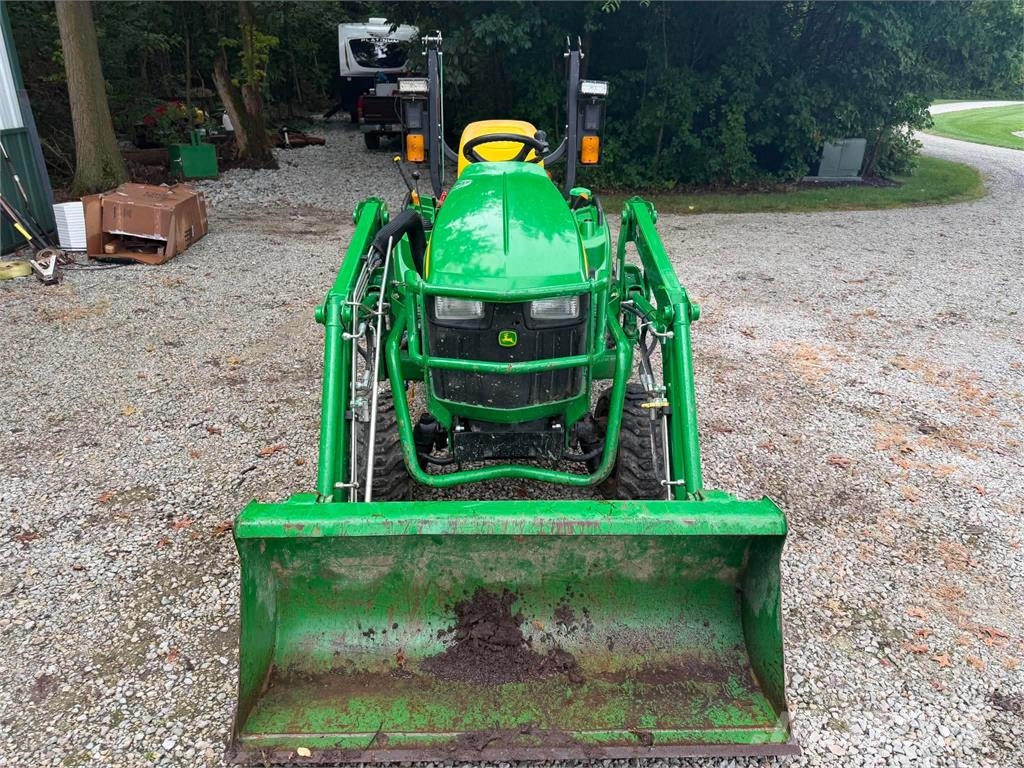 John Deere 1023E Micro tracteur