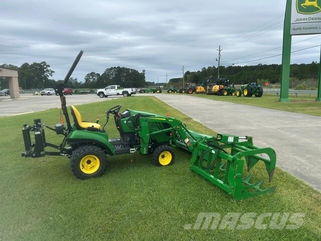 John Deere 1023E Kompaktní traktory