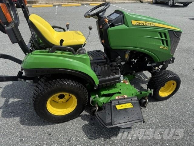 John Deere 1023E Trattori compatti