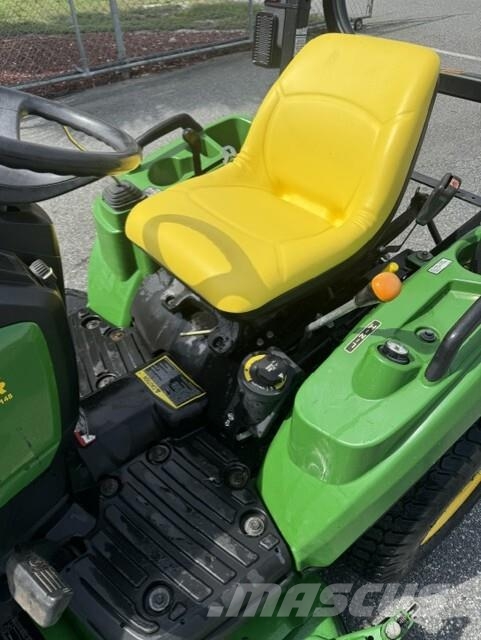 John Deere 1023E Trattori compatti