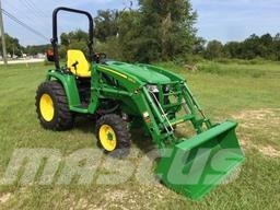 John Deere 1023E 소형 트랙터