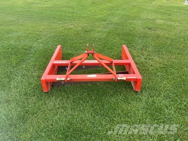 John Deere 1023E Kompaktní traktory