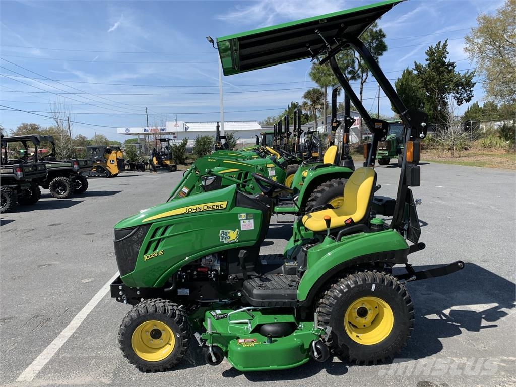 John Deere 1023E Naudoti kompaktiški traktoriai