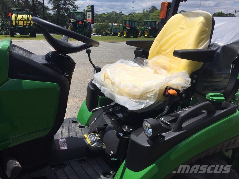 John Deere 1025R Kompakt traktorok