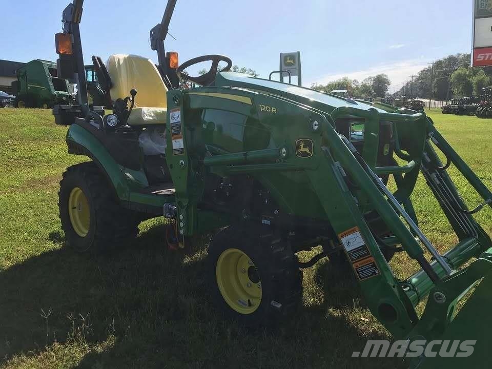 John Deere 1025R 소형 트랙터