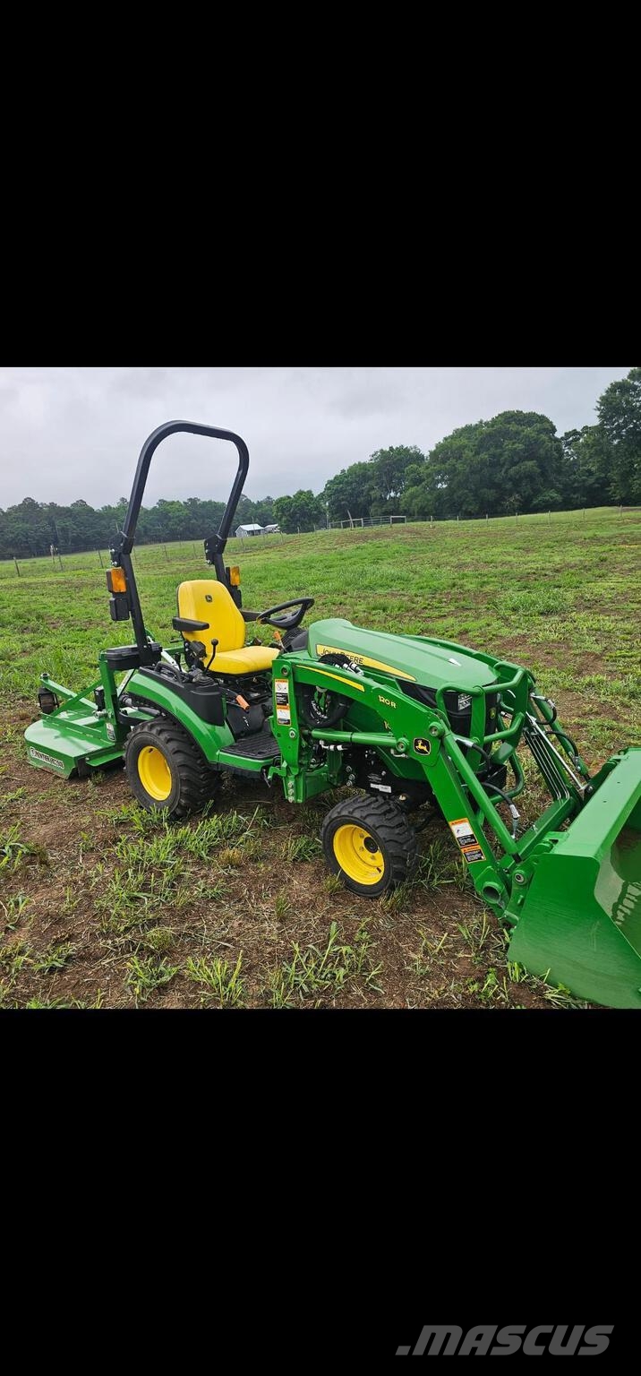 John Deere 1025R جرارات مدمجة