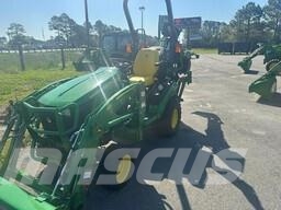 John Deere 1025R 소형 트랙터