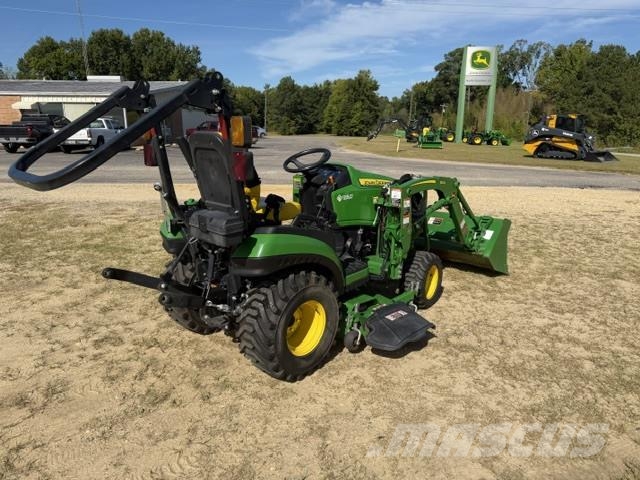 John Deere 1025R جرارات مدمجة