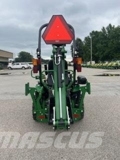 John Deere 1025R Compacttrekkers