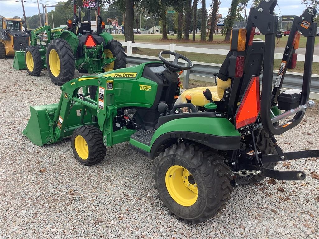 John Deere 1025R Трактори