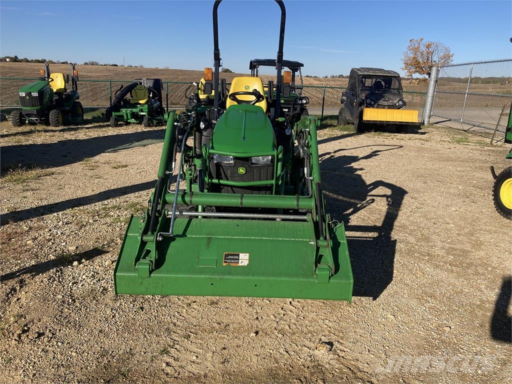 John Deere 1025R Micro tracteur