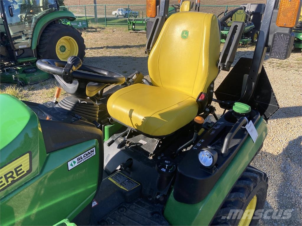 John Deere 1025R Micro tracteur