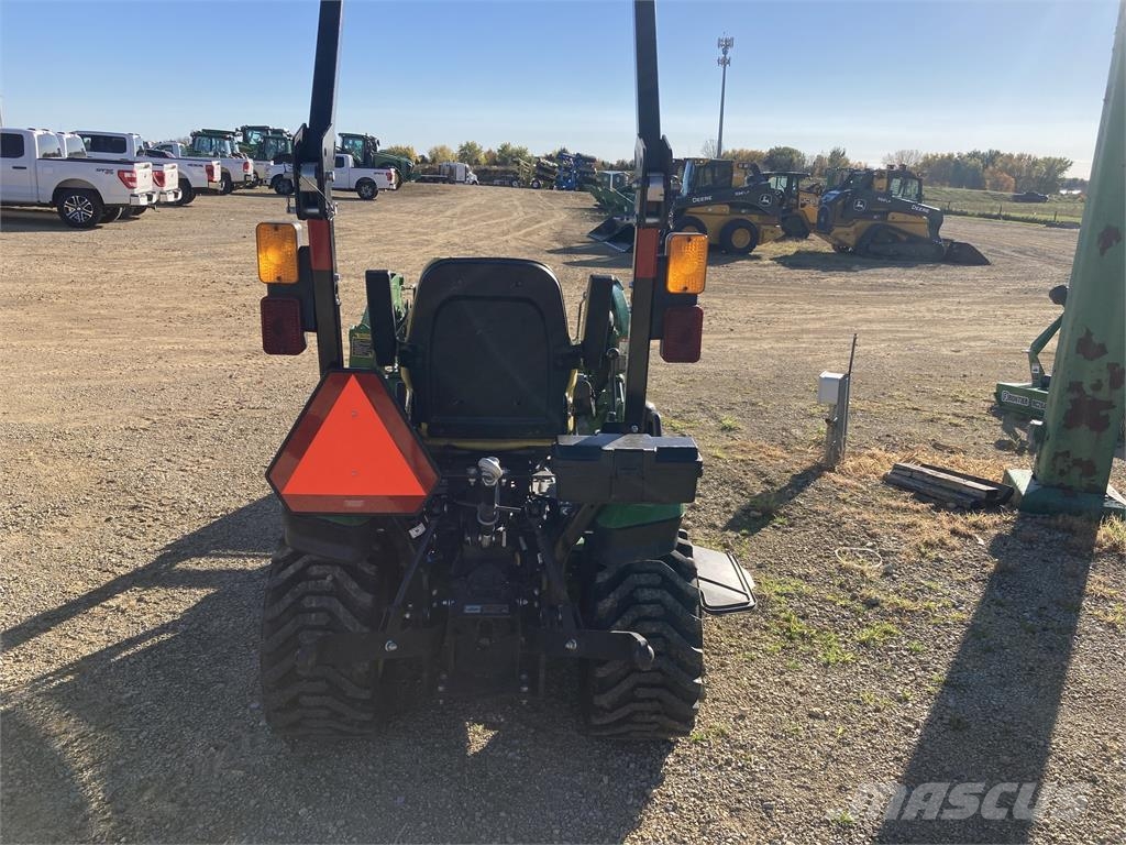 John Deere 1025R Micro tracteur