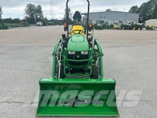 John Deere 1025R Compacttrekkers
