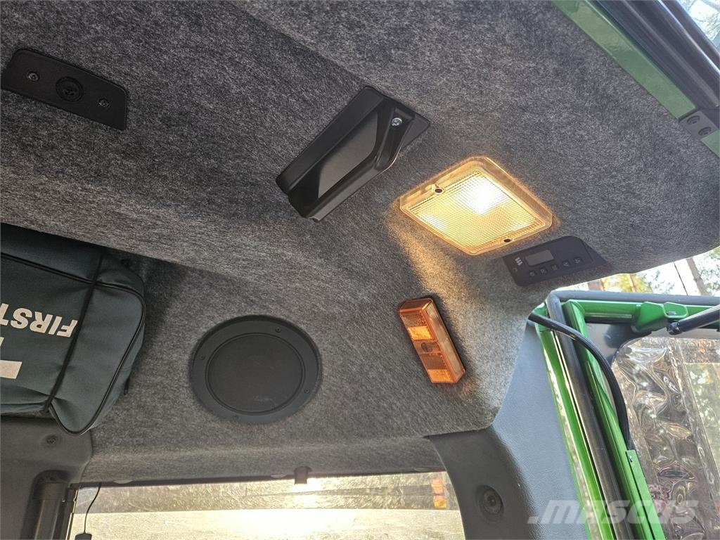 John Deere 1110E 集运机