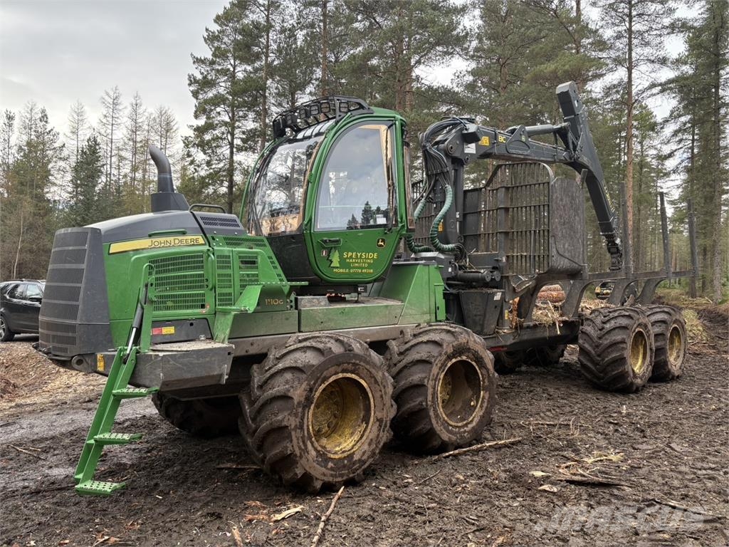 John Deere 1110G Μεταφορείς ξυλείας