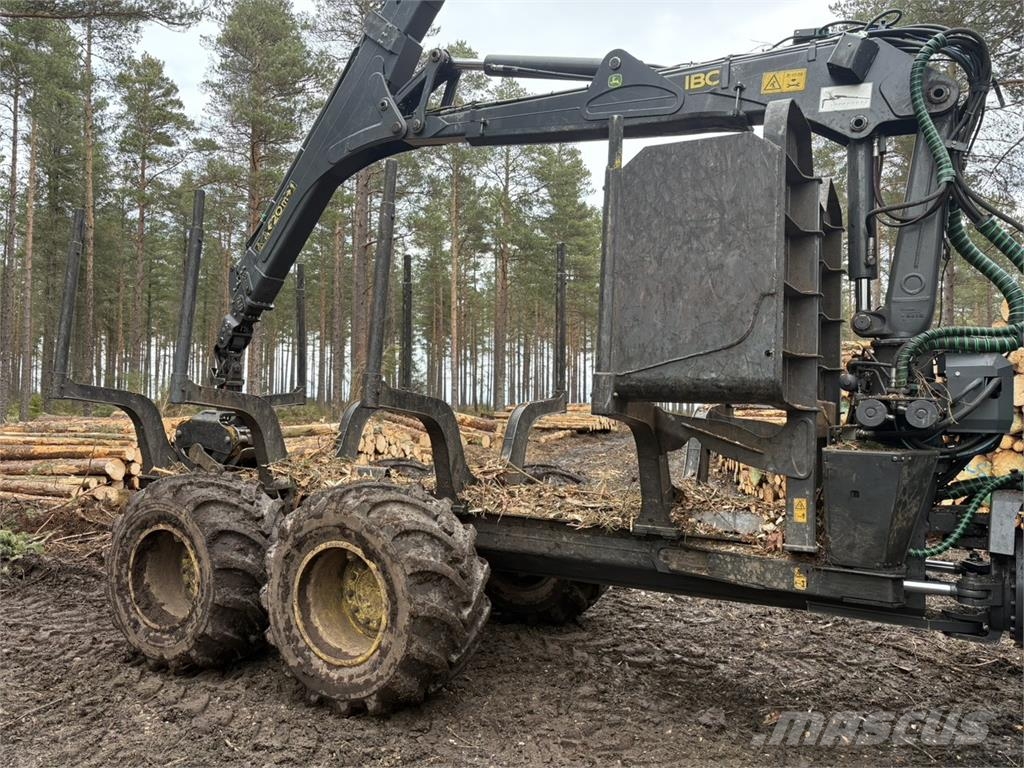 John Deere 1110G Μεταφορείς ξυλείας