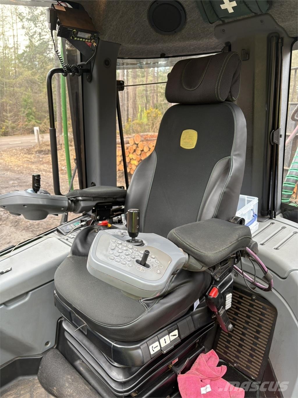 John Deere 1110G Μεταφορείς ξυλείας