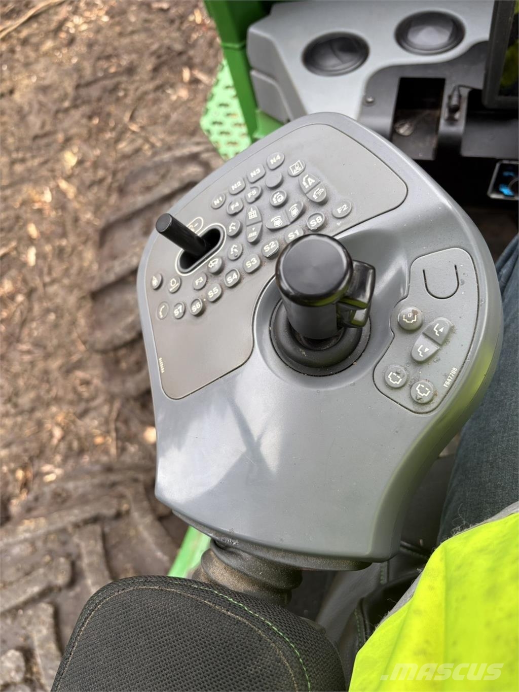 John Deere 1110G Μεταφορείς ξυλείας