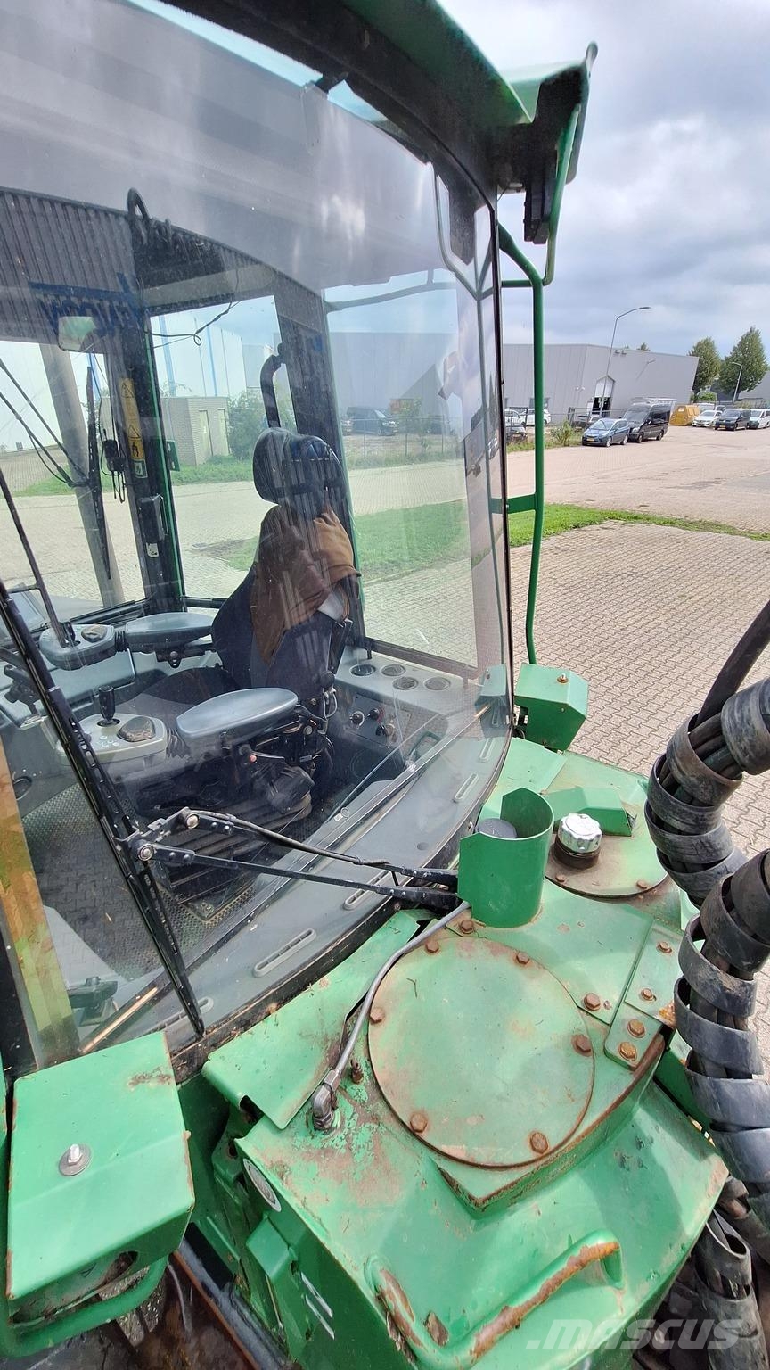 John Deere 1110D Forwarders